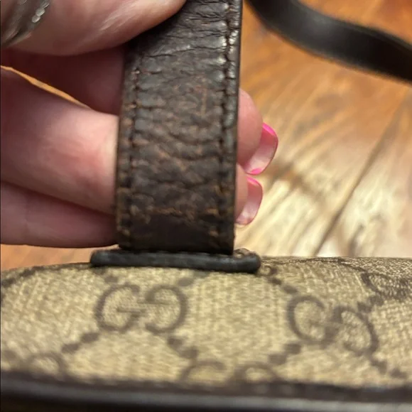 Gucci GG Supreme Monogram Medium Joy Tote - Brown Leather - Picture 7 of 15